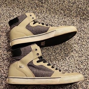 Supra Vaiders